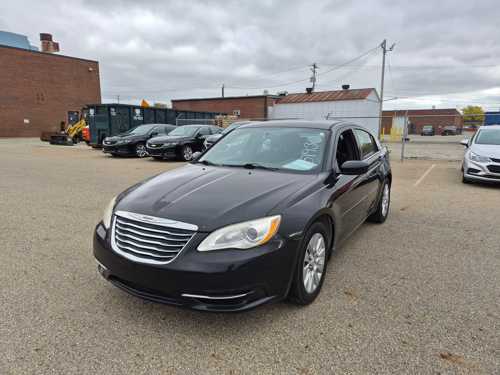2012 Chrysler 200 4DR FWD Sedan 106,073 Miles S1930