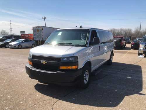 TOW OUT 2021 Chevrolet Express Passenger Van 174,144 Miles T3477 — photo 1