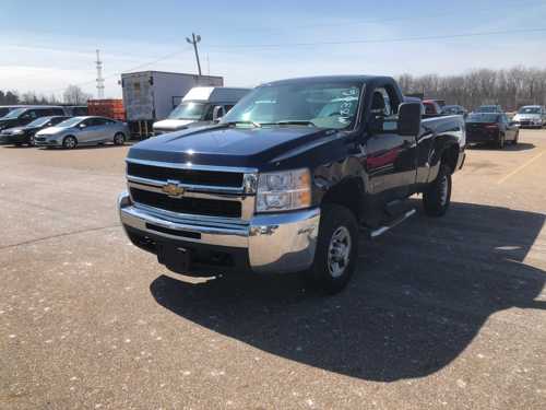 TOW OUT 2009 Chevrolet Silverado 4WD Pickup 106,304 Miles M8306 — photo 1