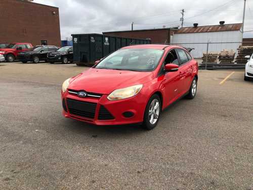 2013 Ford Focus FWD 4DR Sedan 82,104 Miles S2706 — photo 1