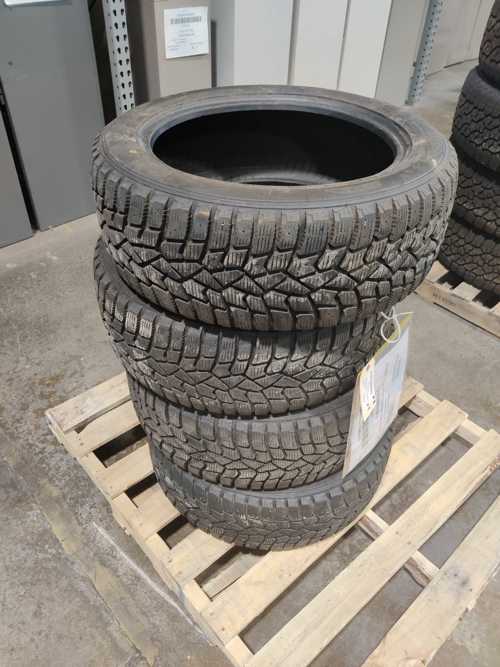 Set of Four Sumitomo Ice Edge Tires P235/50R18  — photo 1