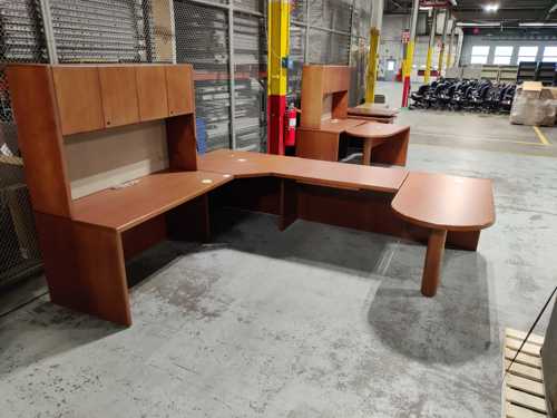 Wooden Desk Furniture (Lot 3) — photo 1